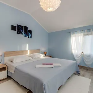 Apartman Leon & Rent A Quad, Mali Losinj